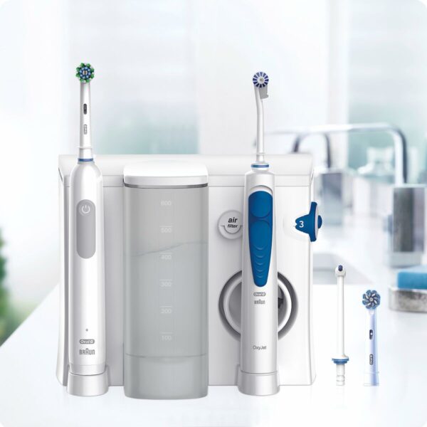 Oral-B Center OxyJet Oral Irrigator + Oral-B Pro 1 - Image 2